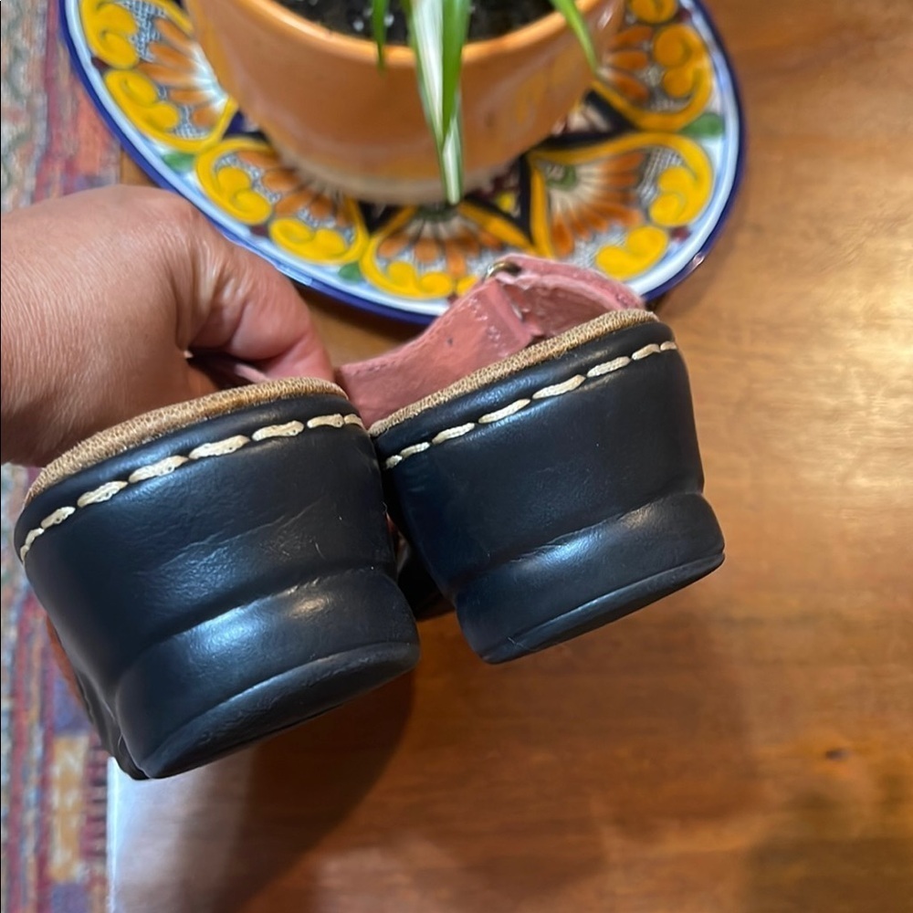 Clarks Pink and Brown Floral Sandals - Picture 5 of 8